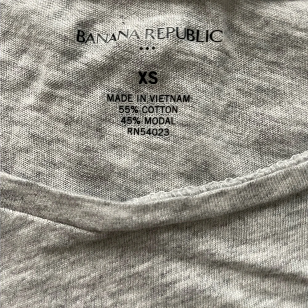 Banana Republic Cactus Tee XS - Picture 3 of 4